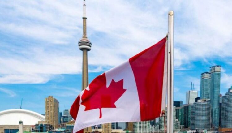 علم كندا - الزواج من مواطنة كندية
