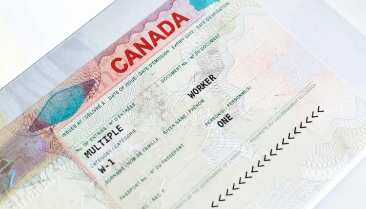 نموذج عن تصريح العمل في كندا - تصريح عمل مفتوح للزوج في كندا (SOWP)